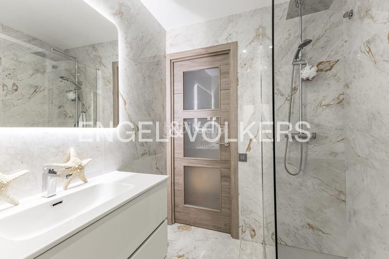 Foto e5d97d4d-0152-4d6a-9139-1f2011b272c5. Apartment with heating in Gòtic Barcelona