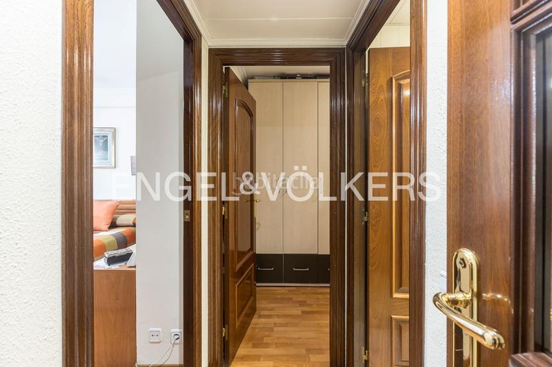 Foto 30e14842-1dc5-4316-afc8-117543f254be. Piccolo appartamento con riscaldamento in La Sagrera Barcelona