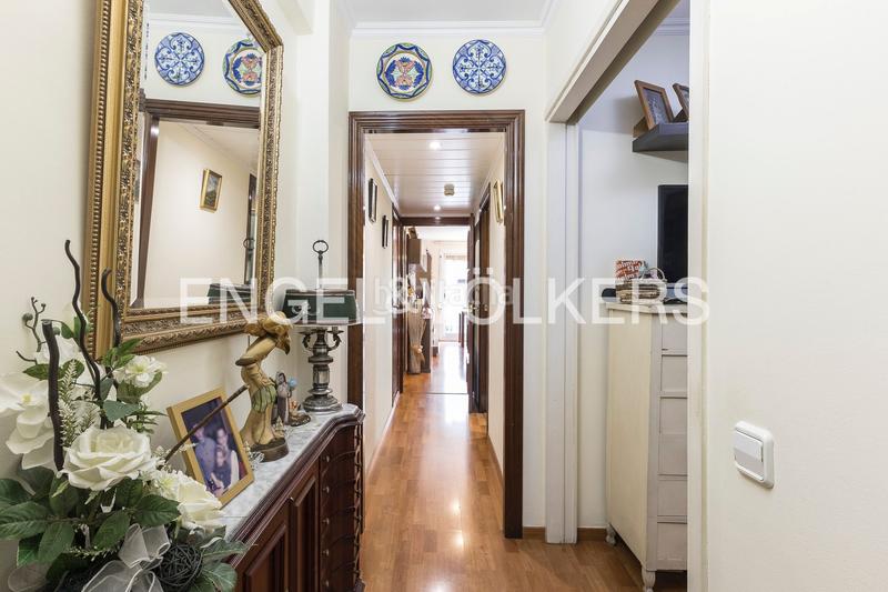 Foto aa9c7b26-47f7-42bd-affc-db6ea93c05b9. Piccolo appartamento con riscaldamento in La Sagrera Barcelona