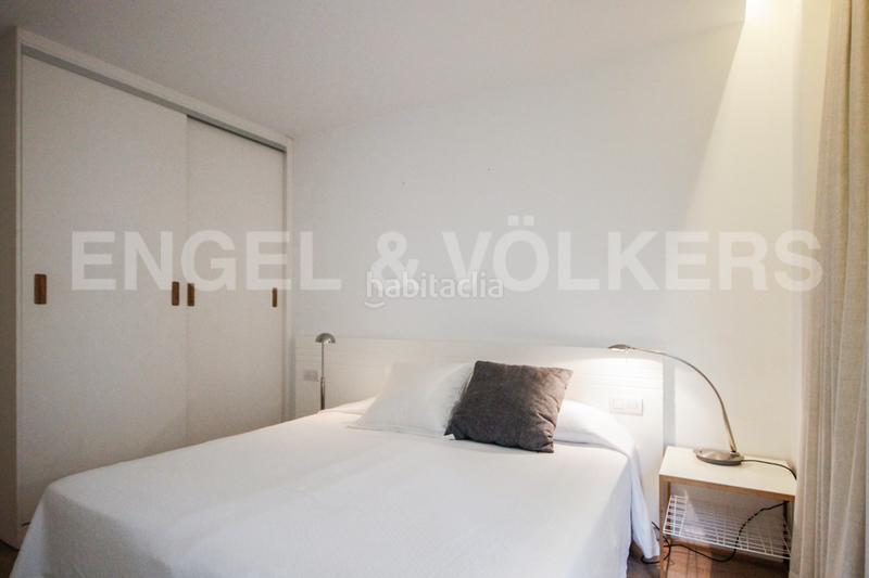 Foto 6d33a468-e458-4ea2-ae3f-aa9f9cbeaf17. Alquiler apartamento  temporal , amueblado con terraza en el terrado en Barcelona