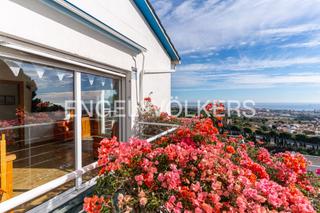 Casa a Can Carreras - Montessol. Casa unifamiliar con excelentes vistas en pineda de mar