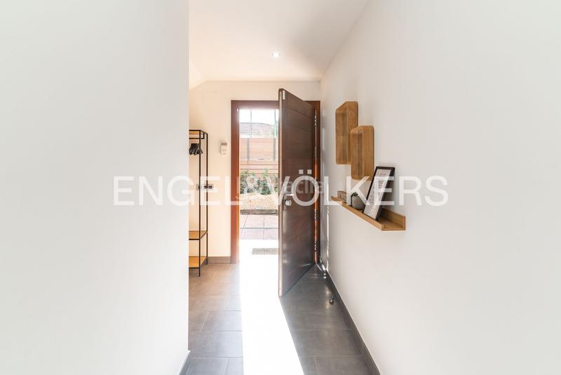 Foto 246e0622-64d0-41f2-83f9-4efd88a600b6. Casa con riscaldamento parcheggio piscina in Niàgara Parc -Àgora Parc Tordera