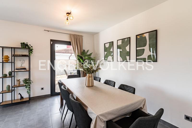 Foto 2856d255-a7b9-4e99-8903-de80d21726a0. Casa con riscaldamento parcheggio piscina in Niàgara Parc -Àgora Parc Tordera