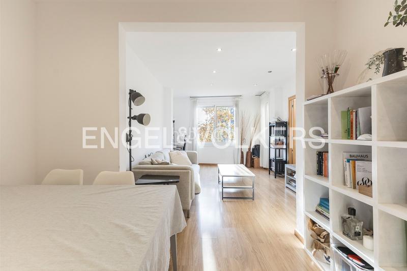 Foto 830d88ca-dd49-4b01-9cd2-8d712d3fae93. Apartamento  muy luminoso en la antiga esquerra del eixample en Barcelona