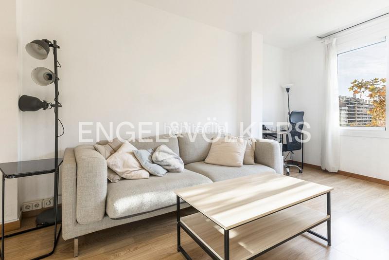 Foto f9e28f30-1b00-4cf5-8f58-19bcf250e831. Apartamento  muy luminoso en la antiga esquerra del eixample en Barcelona