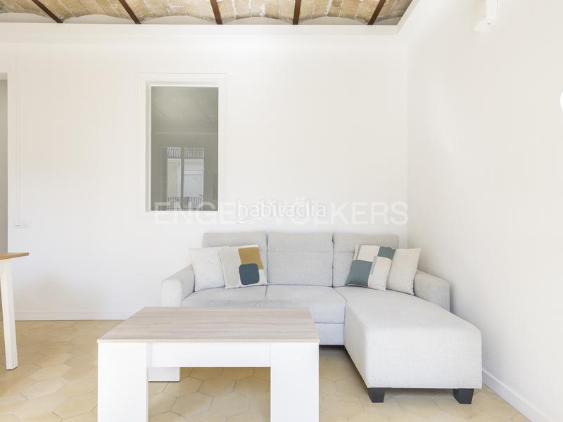 Foto 257f2790-4b5c-4775-bca3-b6b8043f8f60. Rent apartment with heating in El Poble Sec - Parc de Montjuïc Barcelona