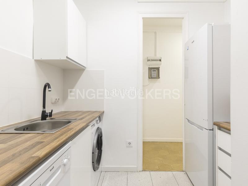 Foto 3f289063-bb17-48f9-88b0-4ec2bc121c12. Rent apartment with heating in El Poble Sec - Parc de Montjuïc Barcelona