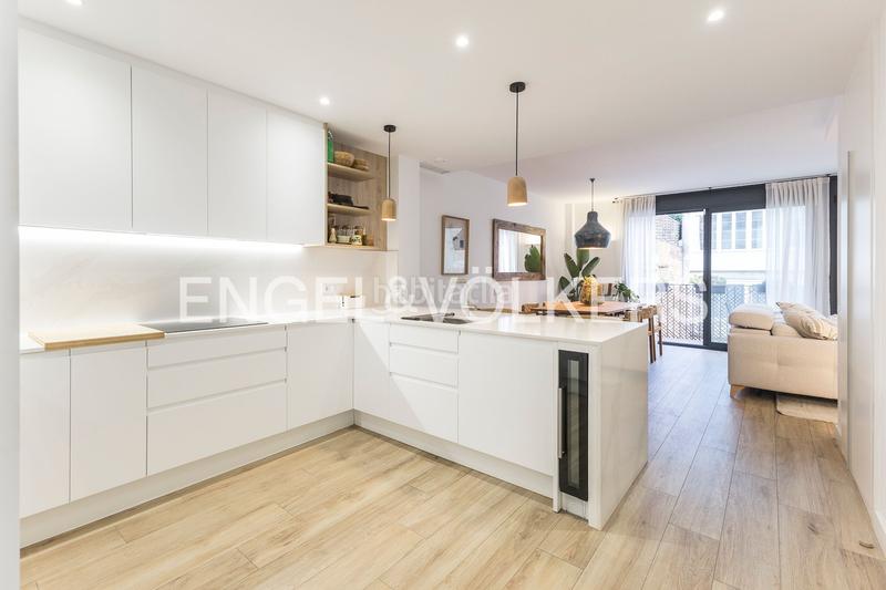 Foto 4d6873f1-9d0e-4751-b174-cd185a989ec9. Penthouse with heating in El Camp d´en Grassot i Gràcia Nova Barcelona