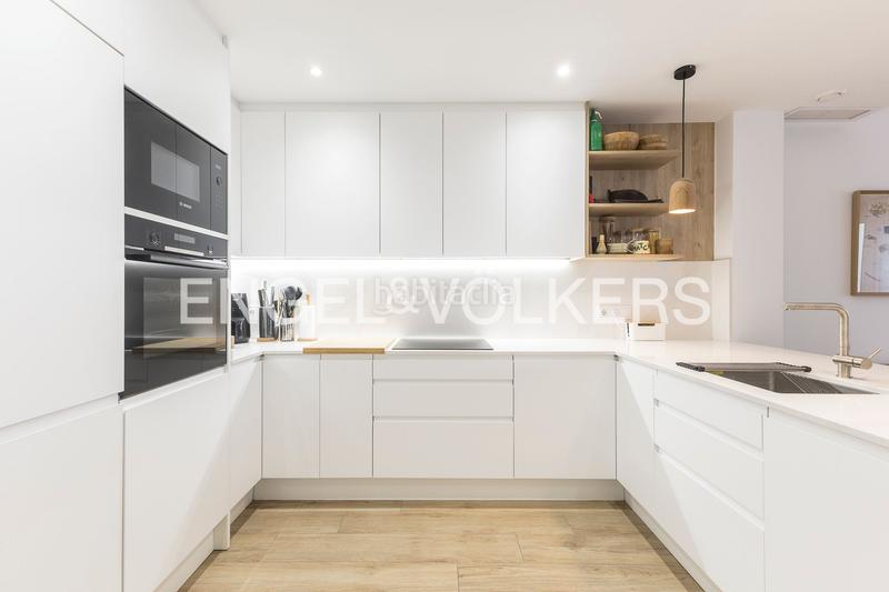 Foto 6e02e969-d76c-4e97-975e-042f89f42daa. Penthouse with heating in El Camp d´en Grassot i Gràcia Nova Barcelona