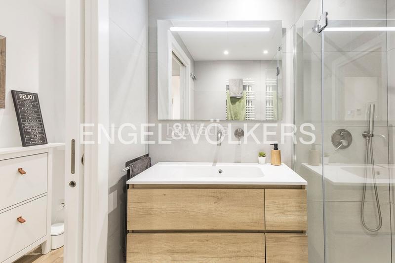 Foto 8b63f143-8417-4e76-aaba-cb47a61152c8. Penthouse with heating in El Camp d´en Grassot i Gràcia Nova Barcelona