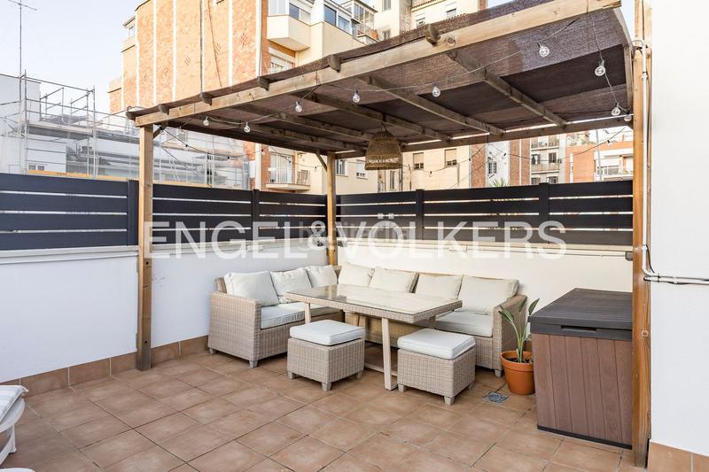 Foto ae5db564-6ea5-47bb-b7ea-80040b65fe9b. Penthouse with heating in El Camp d´en Grassot i Gràcia Nova Barcelona