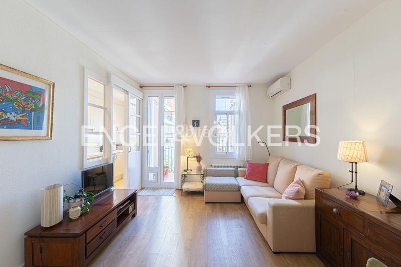 Foto 3462bbd1-46fa-4119-9a30-0f2e4b7d5dca. Appartement mit heizung in Dreta de l´Eixample Barcelona