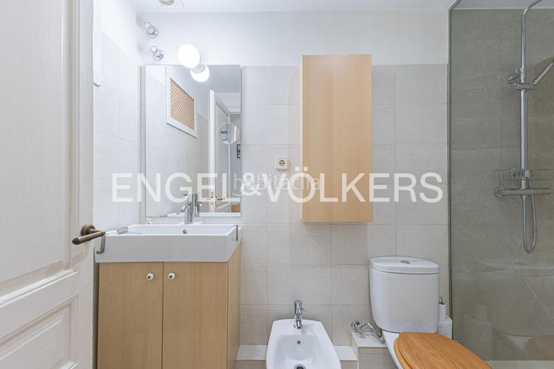 Foto 4cfdbc16-180c-4ce8-a64a-9dc9dd50bc5f. Appartement mit heizung in Dreta de l´Eixample Barcelona