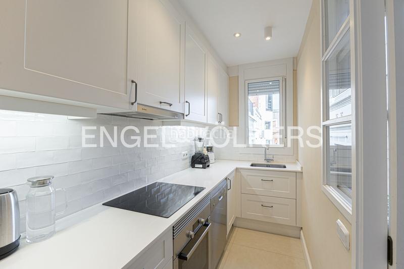 Foto a5a5d985-1c45-4b73-abed-89305c2cf22e. Appartement mit heizung in Dreta de l´Eixample Barcelona