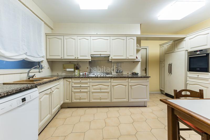 Foto b6c84ee1-7008-46ba-8896-75cd84df9958. Appartement avec chauffage parking dans Sant Gervasi - Galvany Barcelona