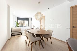 Appartement à Dreta de l´Eixample. Luminoso piso a estrenar con balcón y parking en eixample