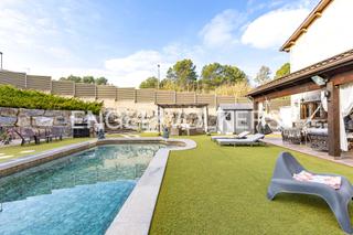 Casa a Sant Muç. Espectacular casa unifamiliar en sant muç