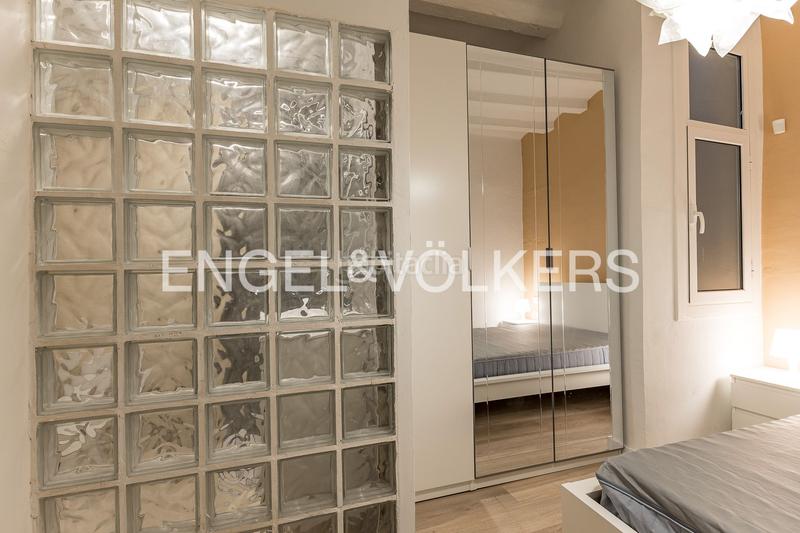 Foto 6d1d8ec6-9561-43b4-abfb-b608ce16595a. Apartamento hermoso apartamento con ubicación privilegiada en el born en Barcelona