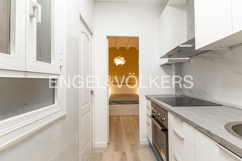 Foto 7df19c00-6b53-407e-9896-b2fb501b738c. Apartamento hermoso apartamento con ubicación privilegiada en el born en Barcelona