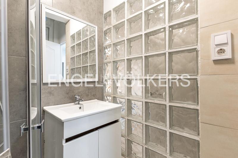 Foto 7f65b648-4c12-4716-833f-c45a4b0c31db. Apartamento hermoso apartamento con ubicación privilegiada en el born en Barcelona