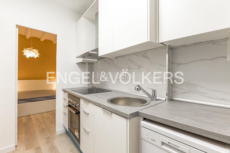 Foto d598588b-a549-4668-ac19-b9a83352f6b4. Apartamento hermoso apartamento con ubicación privilegiada en el born en Barcelona