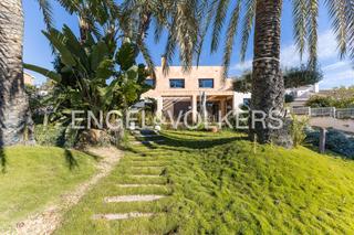 Haus in Altafulla. Casa moderna en un entorno tranquilo