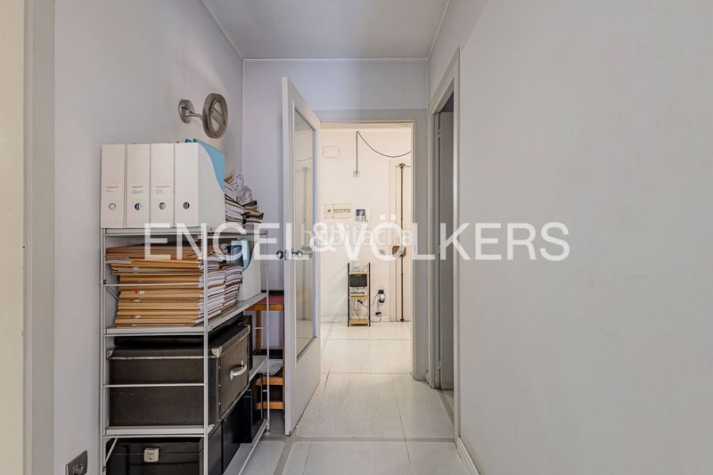 Piso nuda propiedad gran oportunidad de inversión en eixample dreta en Barcelona - Imagen 19