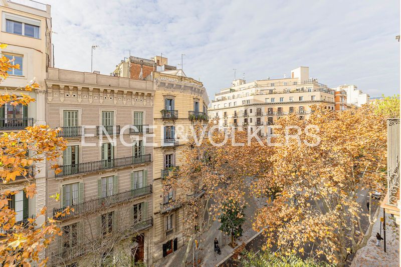 Piso nuda propiedad gran oportunidad de inversión en eixample dreta en Barcelona - Imagen 17