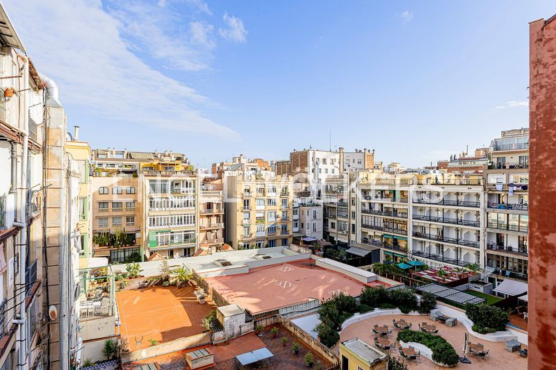 Piso nuda propiedad gran oportunidad de inversión en eixample dreta en Barcelona - Imagen 36