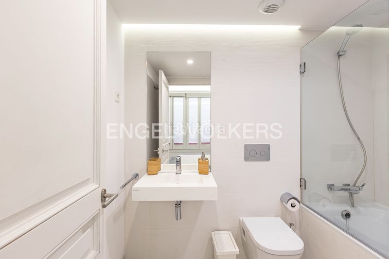 Foto 61392d37-cba5-46ca-8167-2957a14ddbff. Miete etagenwohnung mit heizung in Dreta de l´Eixample Barcelona