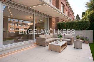 Casa in Eixample. Distinción, amplitud y ubicación privilegiada en leixample