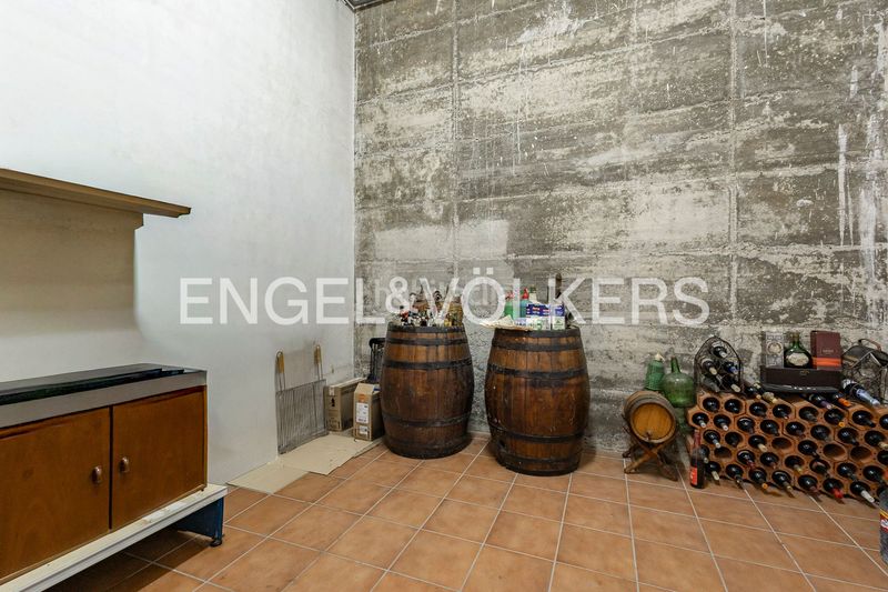 Foto 504ec8c2-c0a9-4dbf-8e3f-1d0d07e5a97a. Casa amb calefacció a Vallirana
