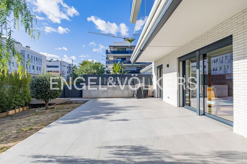 Foto f0f0c695-30fb-4d5c-88b5-db8b9c4e601d. Pis amb calefacció aparcament piscina a La Plana Sitges