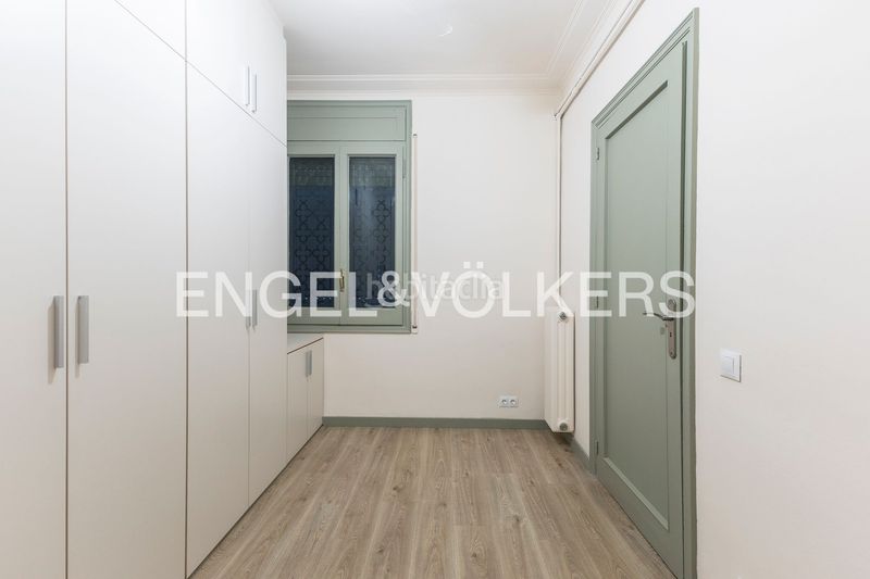 Foto 0db0a7f3-cd0a-4e37-844f-97b91b1042ca. Pis amb calefacció a Putget - Farró Barcelona