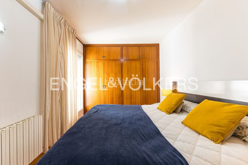 Foto 2bbe35c2-b4a5-4145-99d9-e051da0b7973. Piso amplio piso de 4 dormitorios con gran potencial y opción de parking cerca del centro en Sitges