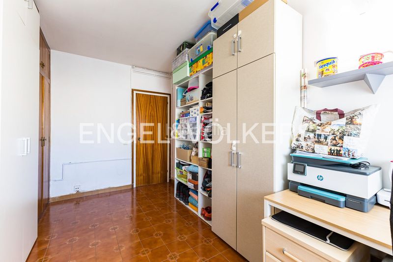 Foto 792c59df-0173-4e2f-aad8-c51c8bd344dd. Piso amplio piso de 4 dormitorios con gran potencial y opción de parking cerca del centro en Sitges