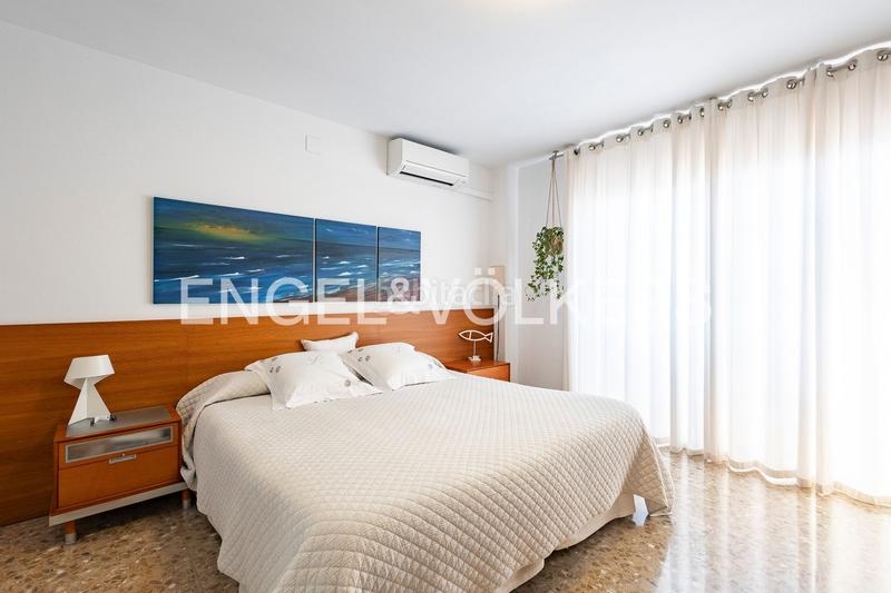 Foto 0f8a4ed3-6a96-482b-8d53-f7fe6c3415e4. Casa amb calefacció aparcament a Centre-Estació Gavà