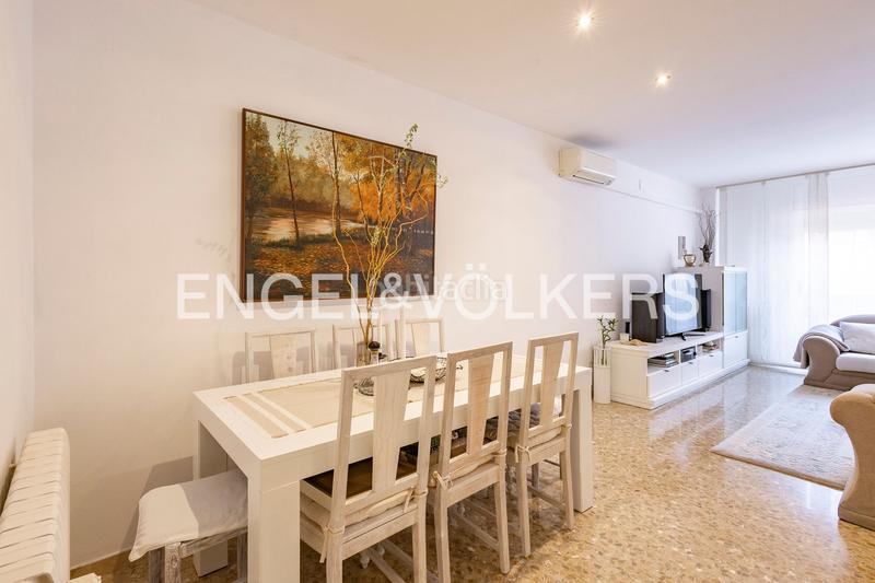 Foto 74bafa8f-cb13-4e73-b7d4-a3f954424475. Casa amb calefacció aparcament a Centre-Estació Gavà