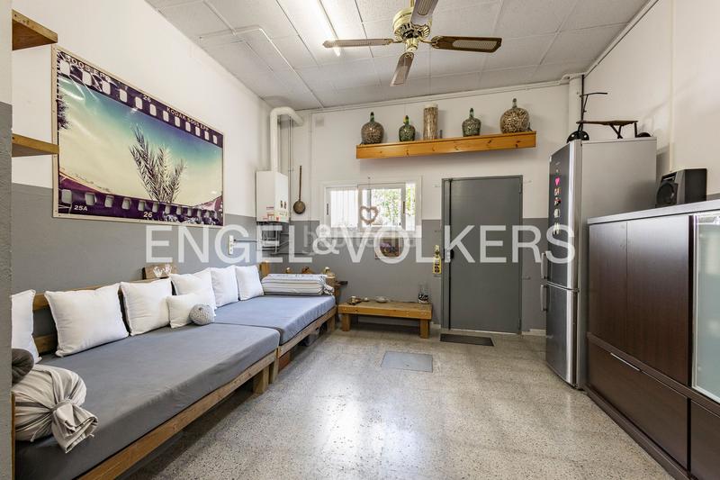 Foto ac138fd8-f15e-4a65-913a-5ccbe7274a35. Casa amb calefacció aparcament a Centre-Estació Gavà