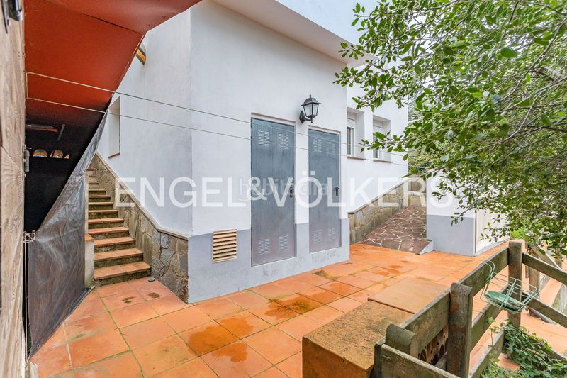 Foto fa9b83ba-4375-4fd0-926d-bfe93d09c1a6. Casa amb calefacció aparcament a Vacarisses