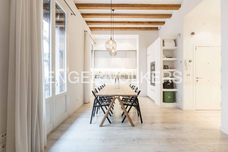 Foto a78249ca-a1b3-4e7a-a99e-33ee3db3f720. Loft amb calefacció a Raval Barcelona