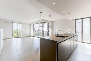 Pis a Sarrià. Exclusivo piso alto, luminoso y exterior con terraza en sarrià