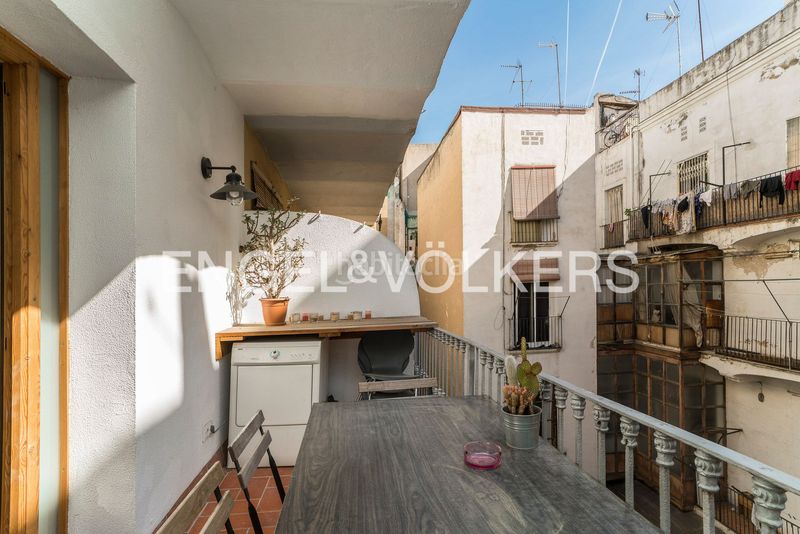 Foto d36a3481-fc4d-4ee4-b67e-a07fbbdf4810. Pis amb calefacció a Raval Barcelona
