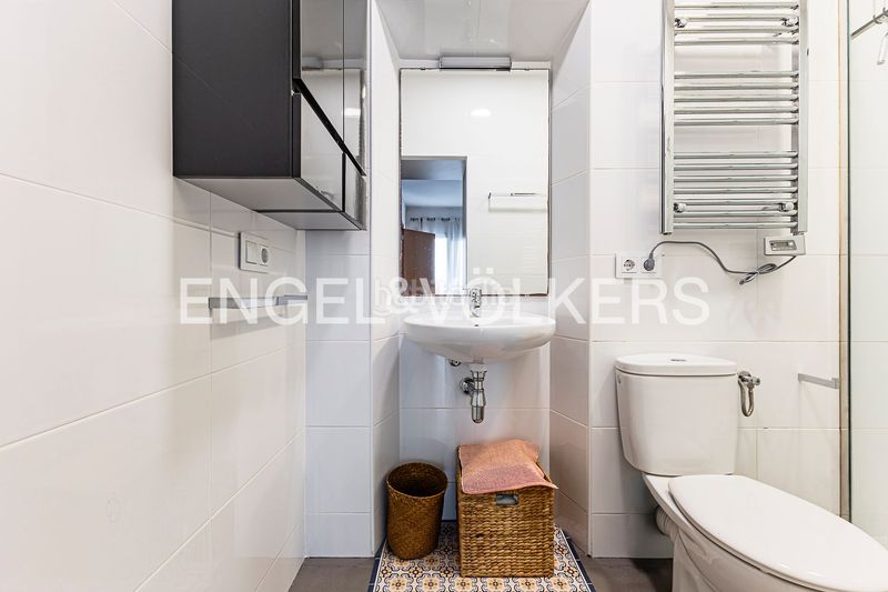 Foto c041da53-1061-43f5-8e56-ebe5d1588061. Pis amb calefacció a St. Pere - Sta. Caterina - El Born Barcelona