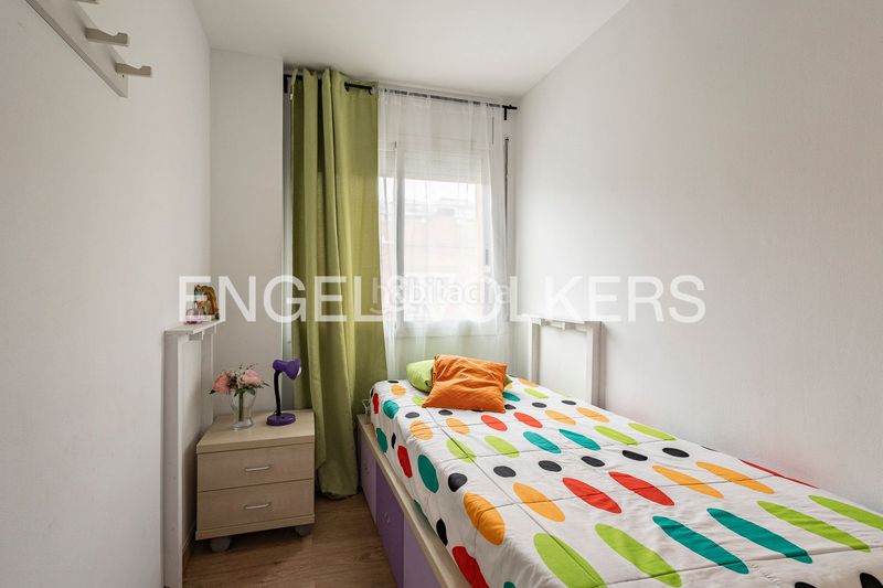 Foto e1bd2cad-e381-4625-be83-5ab5af634562. Dúplex amb calefacció aparcament a Zona Esportiva Terrassa