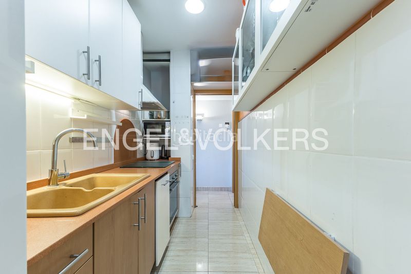 Foto 142b4feb-3849-4d4e-89a6-a70ffe818d8f. Ático exclusivo ático con vistas a montaña en Font de la Guatlla, lujo y comodidad en el corazón de la ciudad en Barcelona