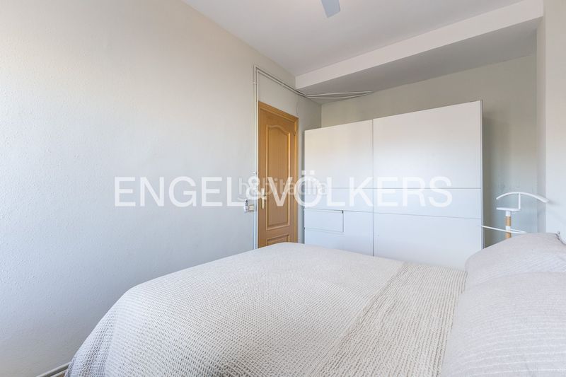 Foto f2b5c7b7-be55-4235-b148-fbe77f99584a. Ático exclusivo ático con vistas a montaña en Font de la Guatlla, lujo y comodidad en el corazón de la ciudad en Barcelona