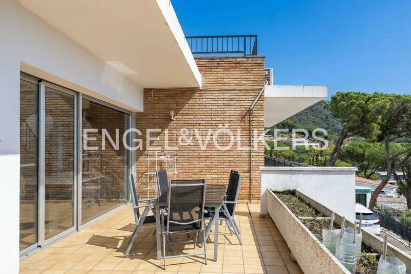 Foto c75f1841-48b6-459c-a810-8c4bbed2ba69. Casa amb calefacció aparcament piscina a Premià de Dalt