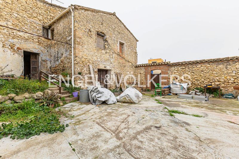 Foto ab4cfcab-72a3-4e3d-90fd-d3b9411680ba. Casa amb calefacció a Granada (La)