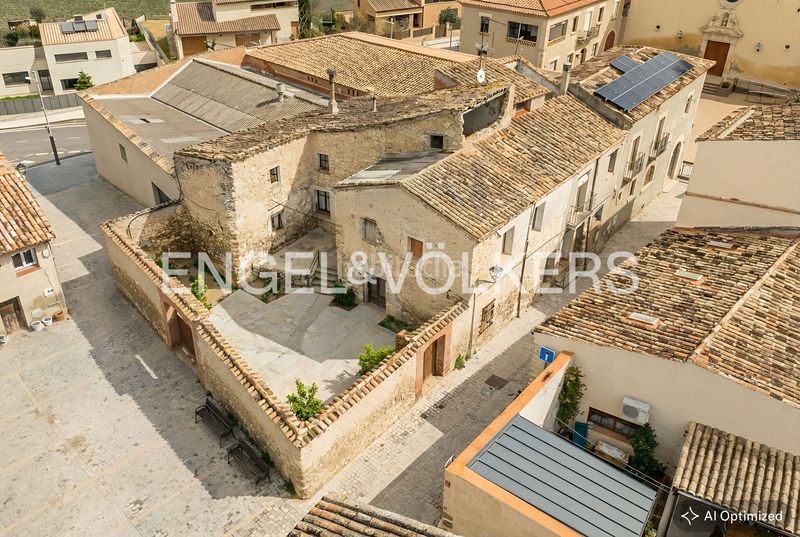 Foto ad8f1e64-3a19-474b-bc53-3de760fde41c. Casa amb calefacció a Granada (La)